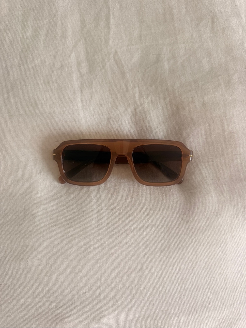 Women’s Tan Rectangular Sunglasses